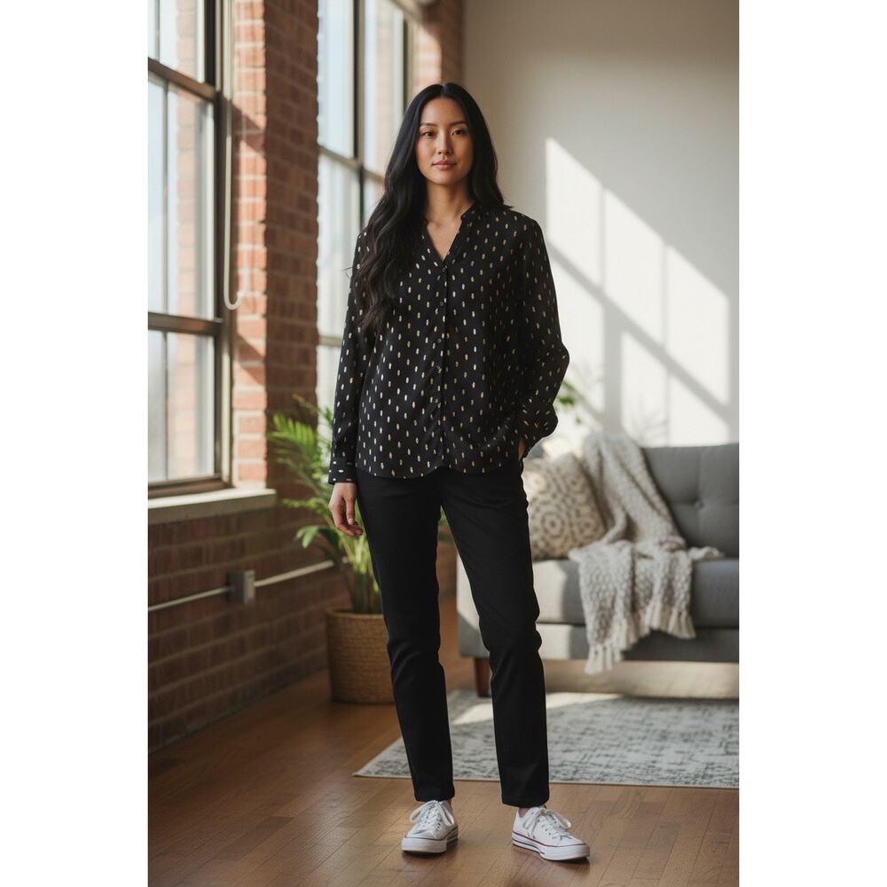 Black Top By Collective Concepts Size XLarge - Picture 6 of 6